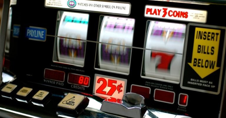 SpinAura opiniones y bono de bienvenida